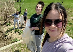 park clean up volunteers